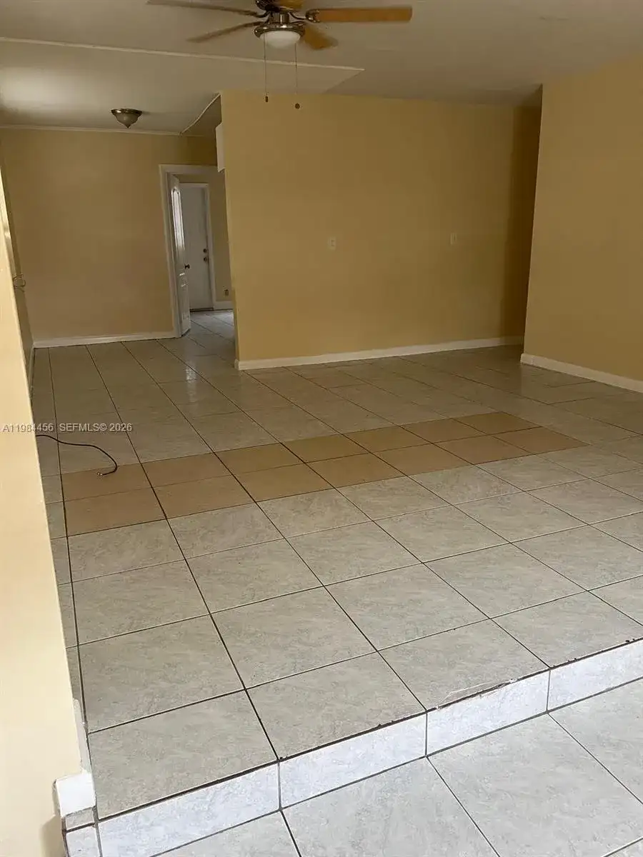 1020 W 2nd St, Riviera Beach FL 33404 photo 3
