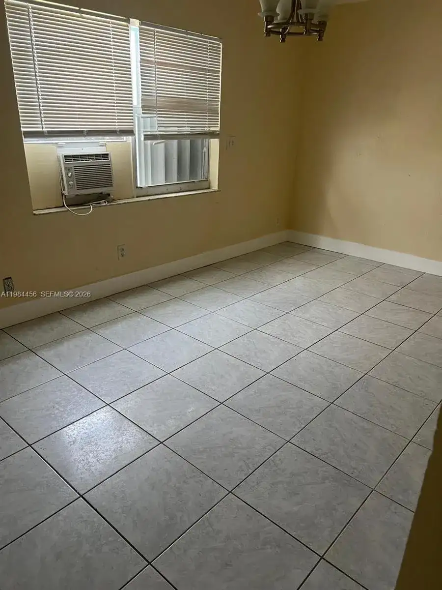 1020 W 2nd St, Riviera Beach FL 33404 photo 5