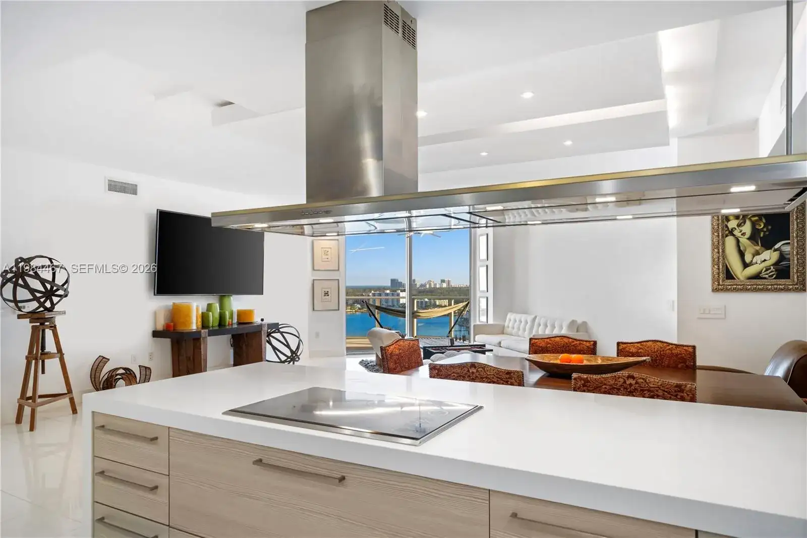 17301 Biscayne Blvd # 1803, North Miami Beach FL 33160 photo 3