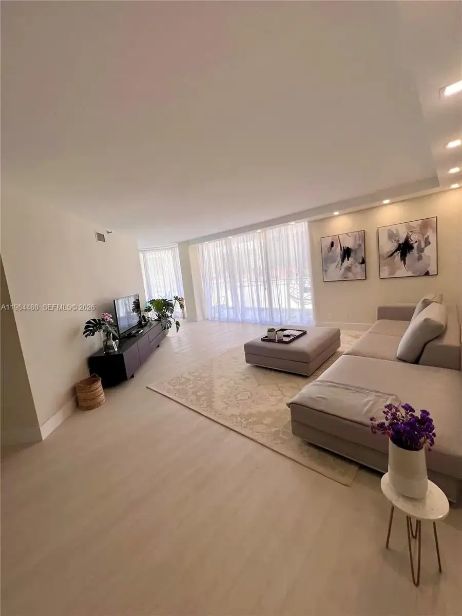 19707 Turnberry Way # 5A, Aventura FL 33180 photo 3