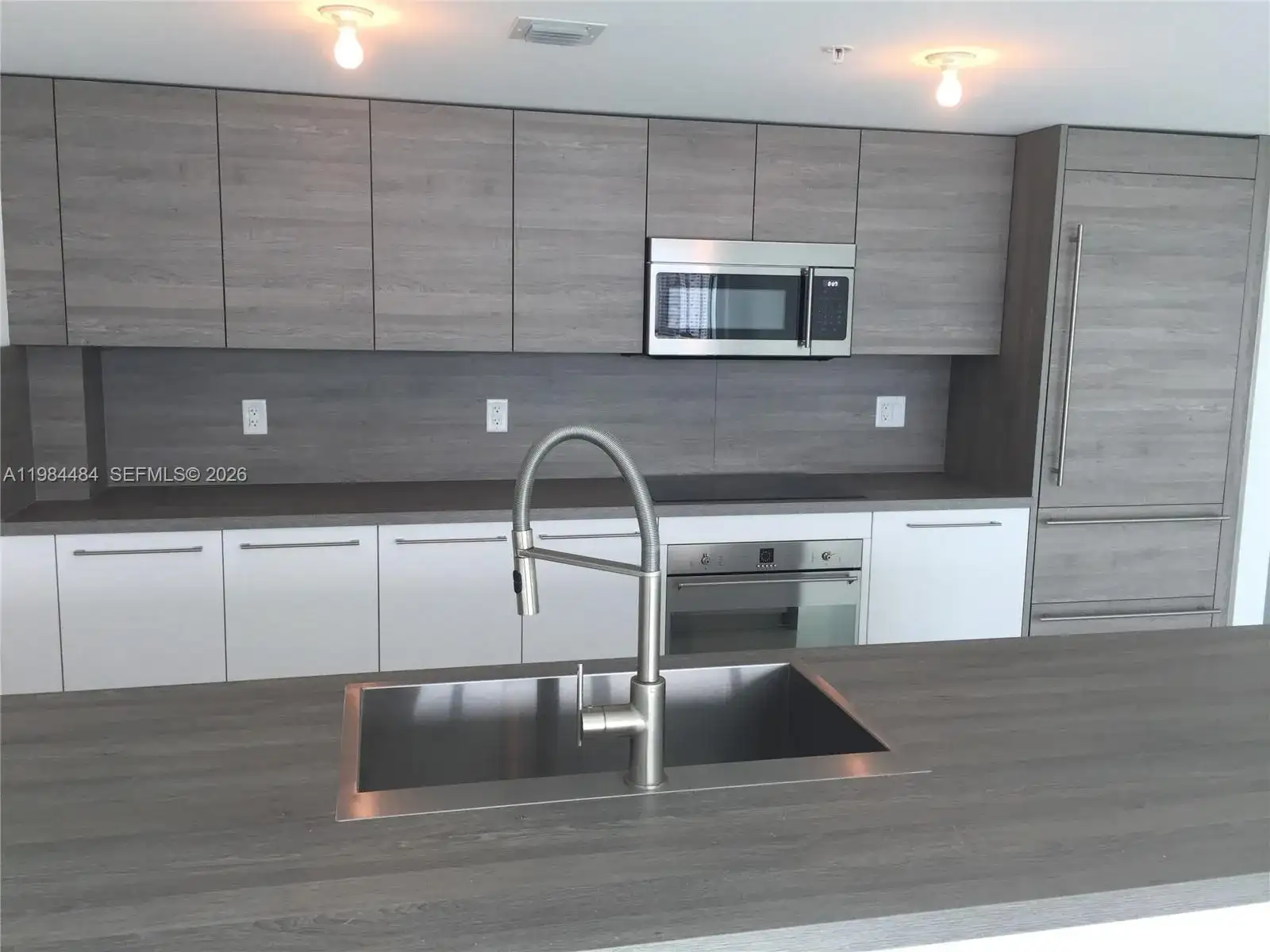 400 Sunny Isles Blvd # 1105, Sunny Isles Beach FL 33160 photo 3