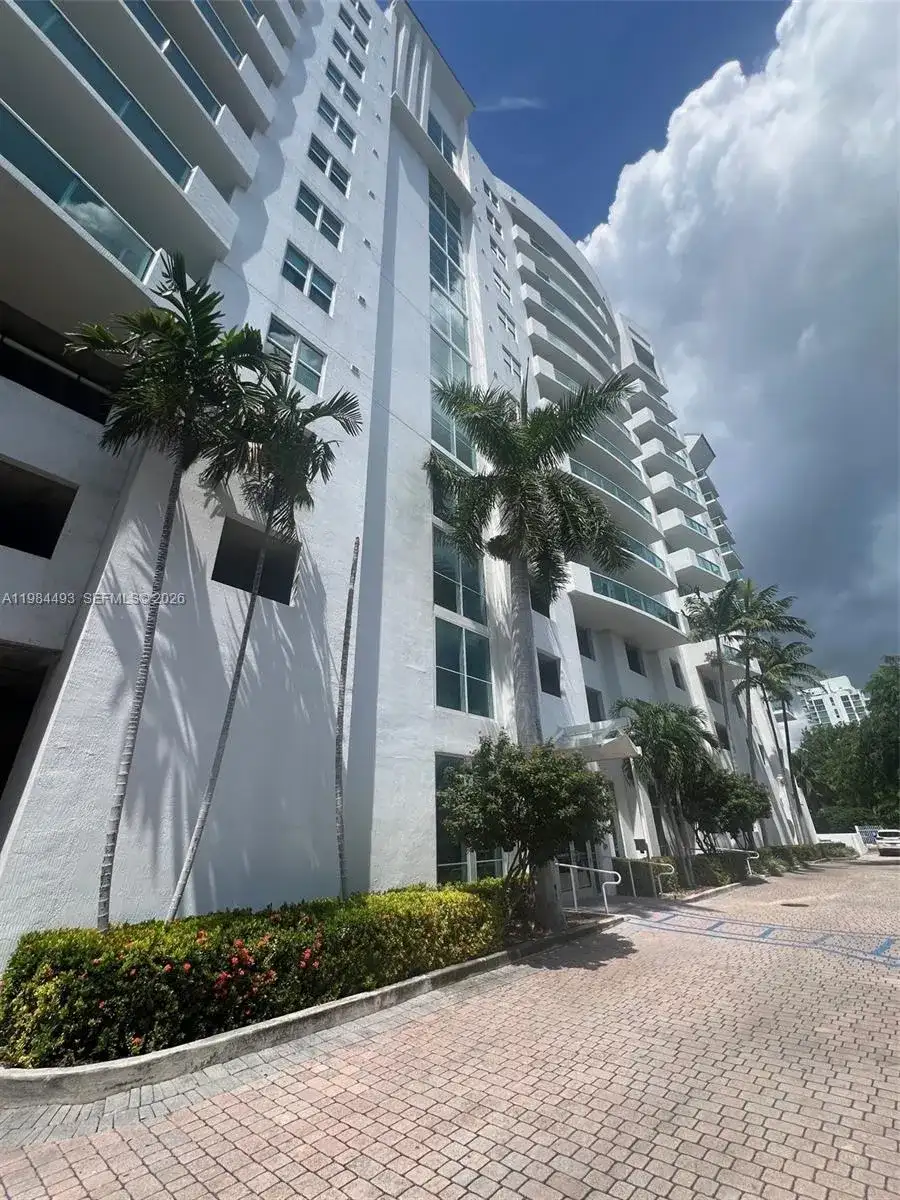 7910 Harbor Island Dr # 1202, North Bay Village FL 33141 photo 4