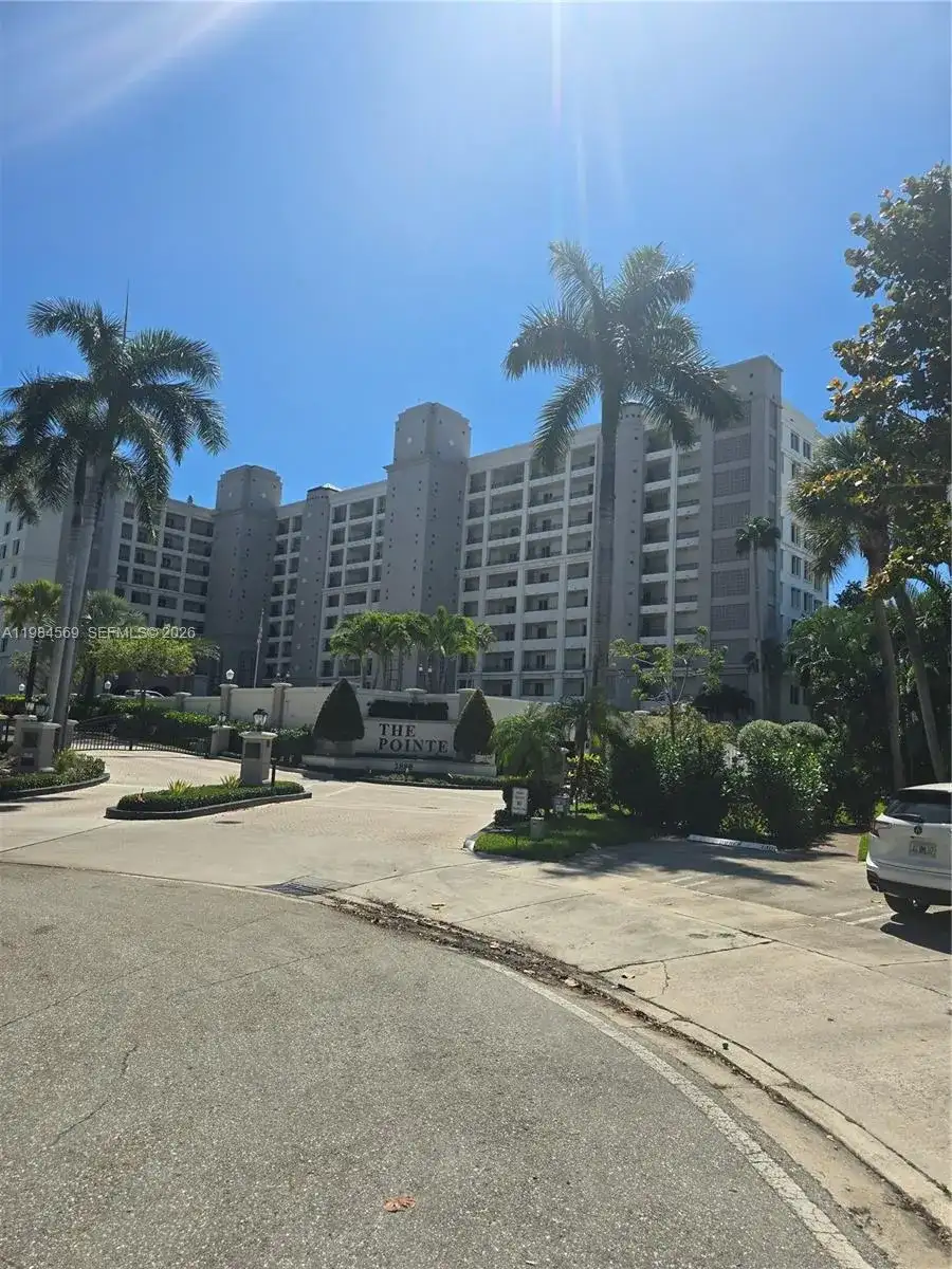 2880 NE 14th St Cswy # 311, Pompano Beach FL 33062 photo 2
