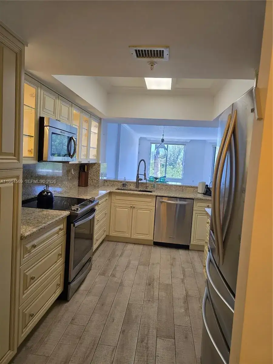 2880 NE 14th St Cswy # 311, Pompano Beach FL 33062 photo 5