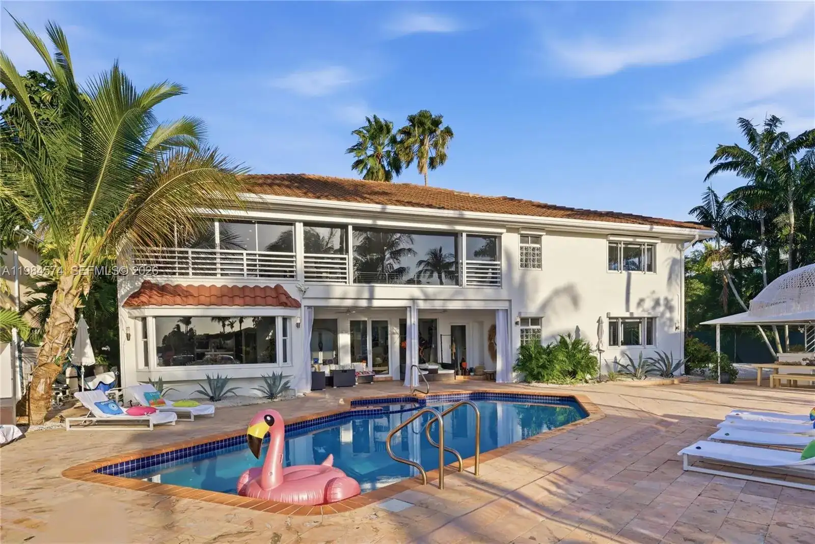 3401 NE 165th St, North Miami Beach FL 33160 photo 2