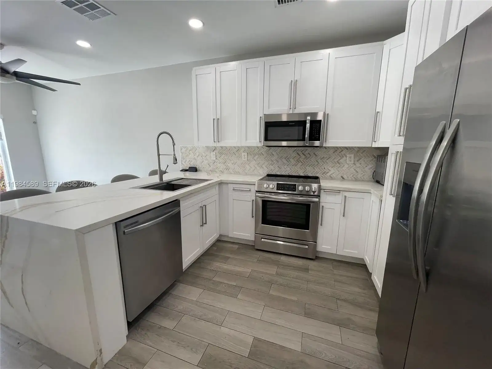 8900 SW 226th Ter, Cutler Bay FL 33190 photo 5