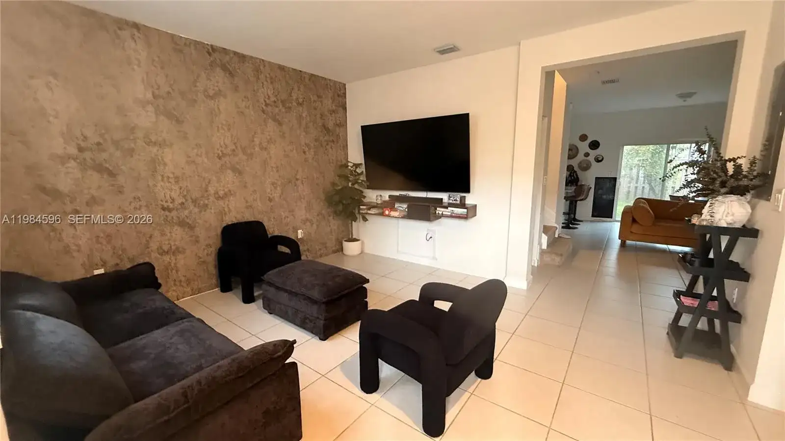 12383 NW 23rd Ct, Miami FL 33167 photo 3