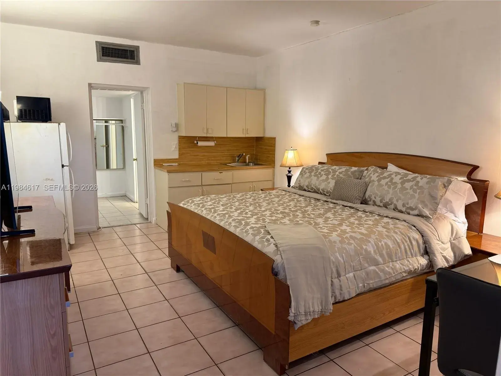 26 W Diplomat Pkwy # 2229, Hallandale Beach FL 33009