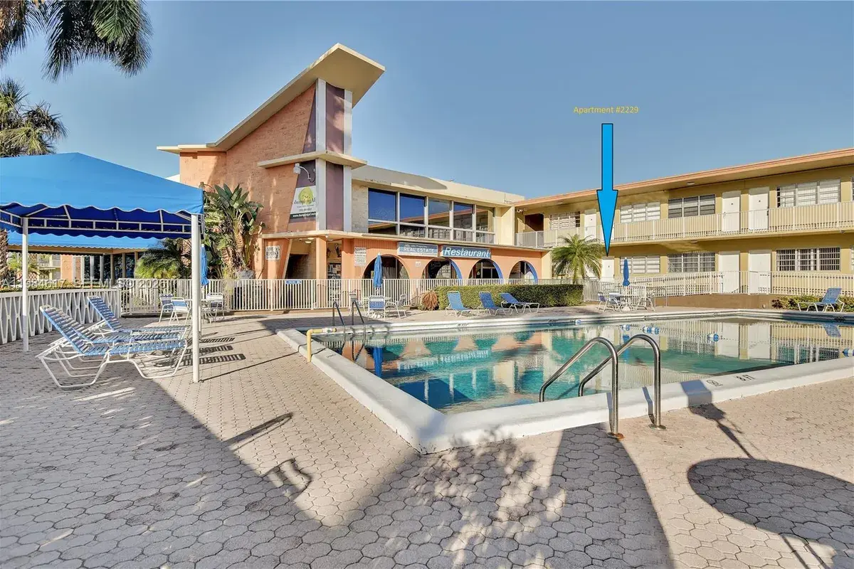 26 W Diplomat Pkwy # 2229, Hallandale Beach FL 33009