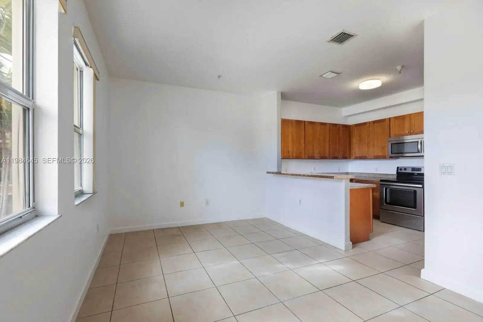 10022 NW 7th St # 206, Miami FL 33172 photo 5