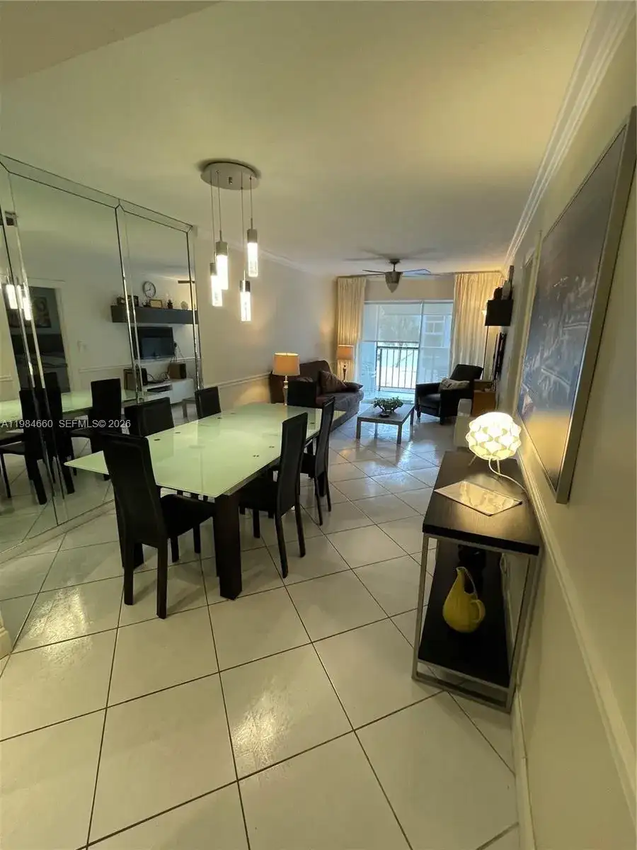 201 178th Dr # 313, Sunny Isles Beach FL 33160 photo 3