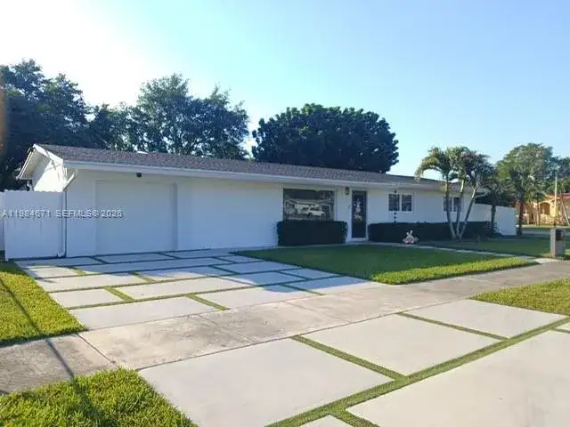 8123 SW 95th Ct, Miami FL 33173 photo 5