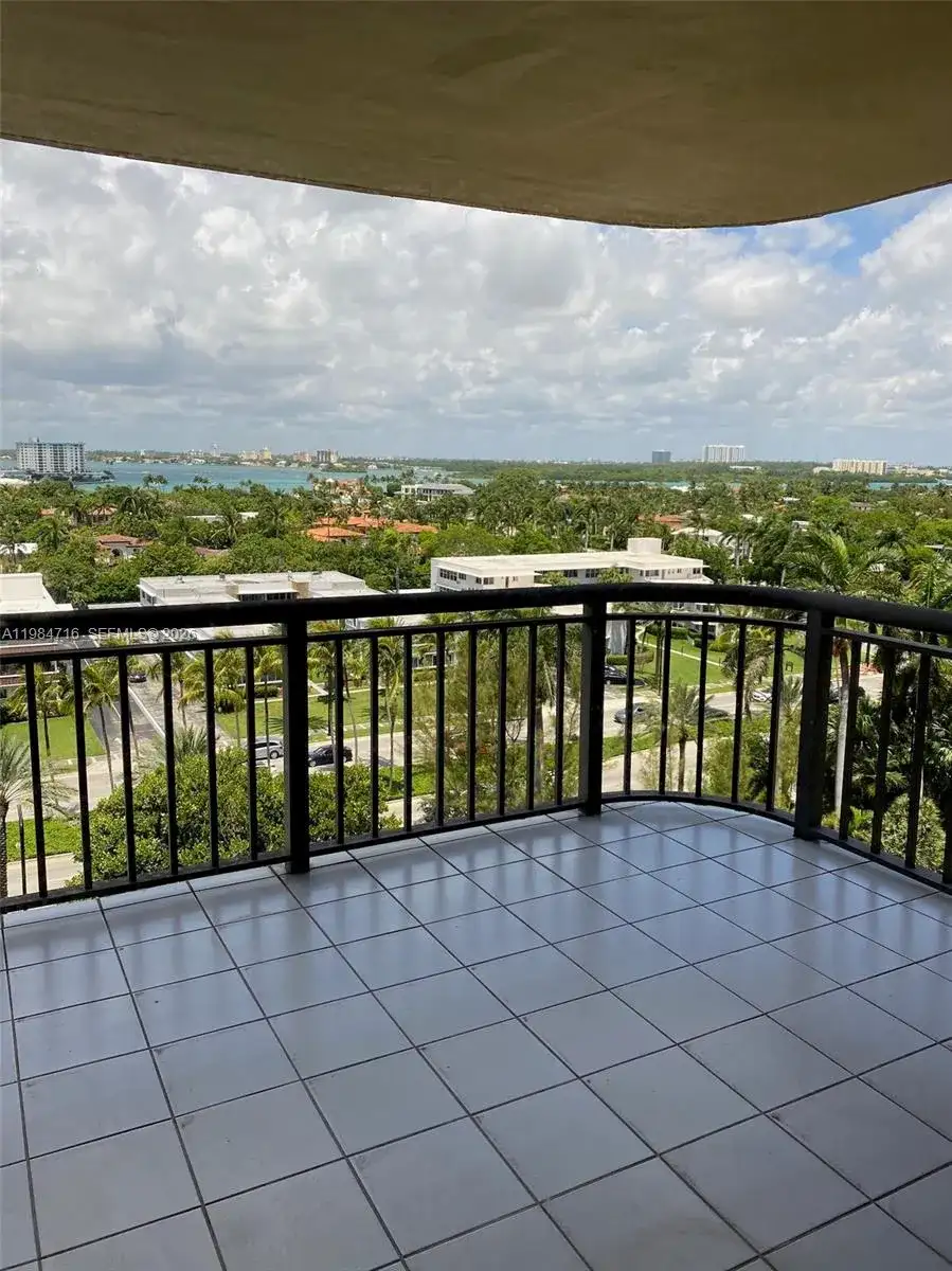 10175 Collins Ave # 807, Bal Harbour FL 33154 photo 4