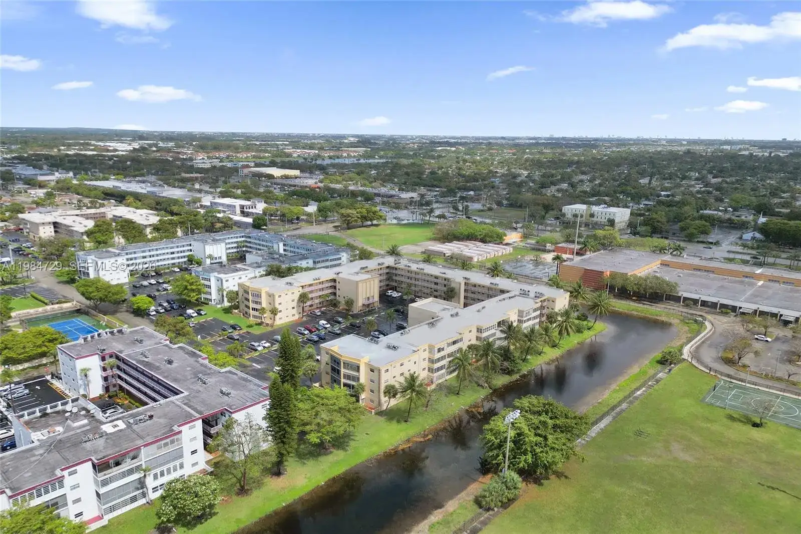 3940 NW 42nd Ave # 320, Lauderdale Lakes FL 33319