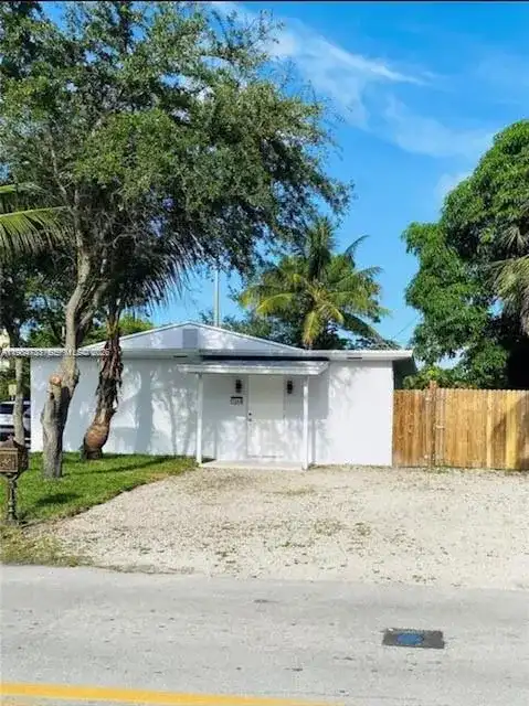 1244 NW 1st Ave # 0, Fort Lauderdale FL 33311