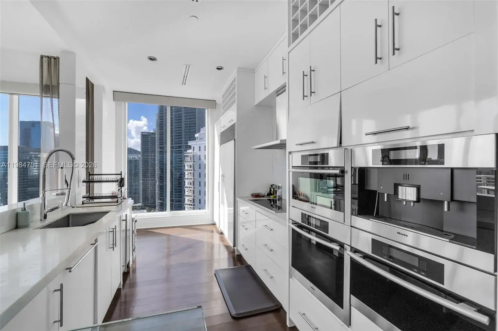 900 Brickell Key Blvd # 2904, Miami FL 33131 photo 3