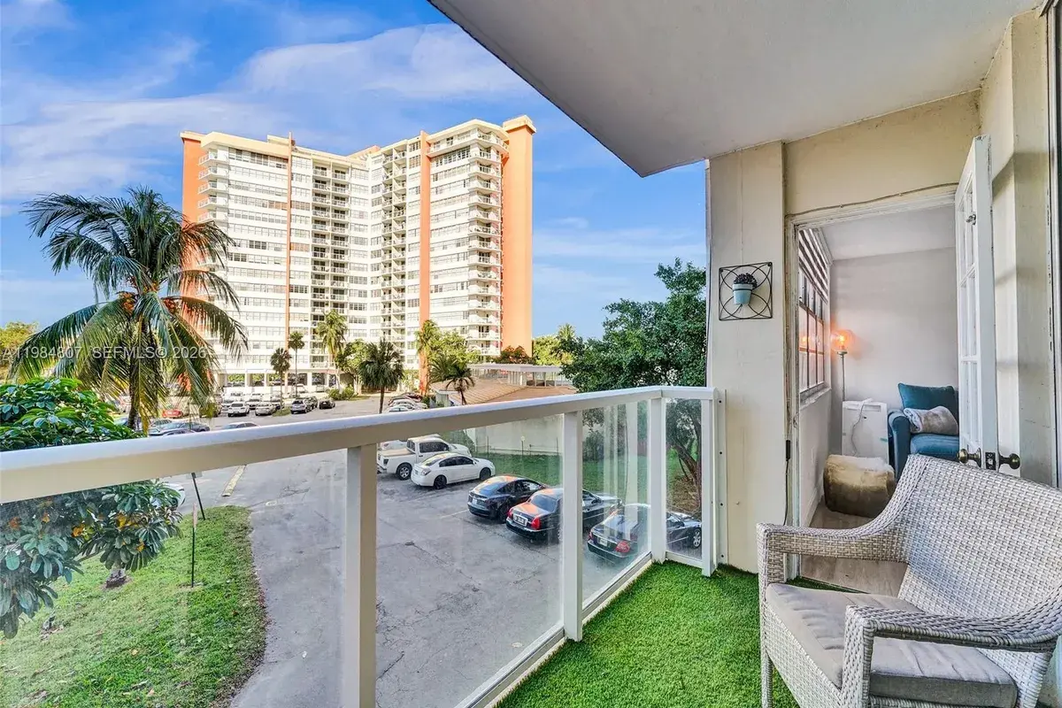 1351 NE Miami Gardens Dr # 203E, Miami FL 33179