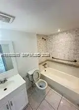 16950 W Dixie Hwy A128 Hwy # A128, North Miami Beach FL 33160 photo 3
