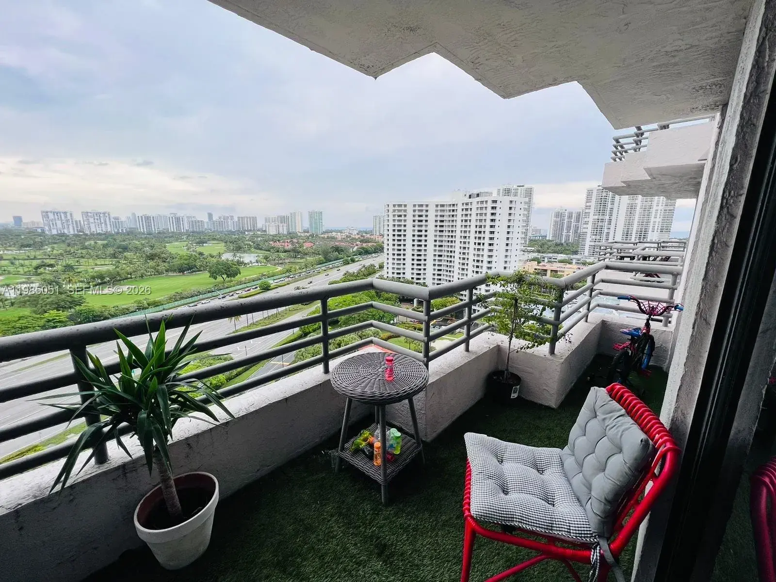3300 NE 191st St # 1711, Aventura FL 33180