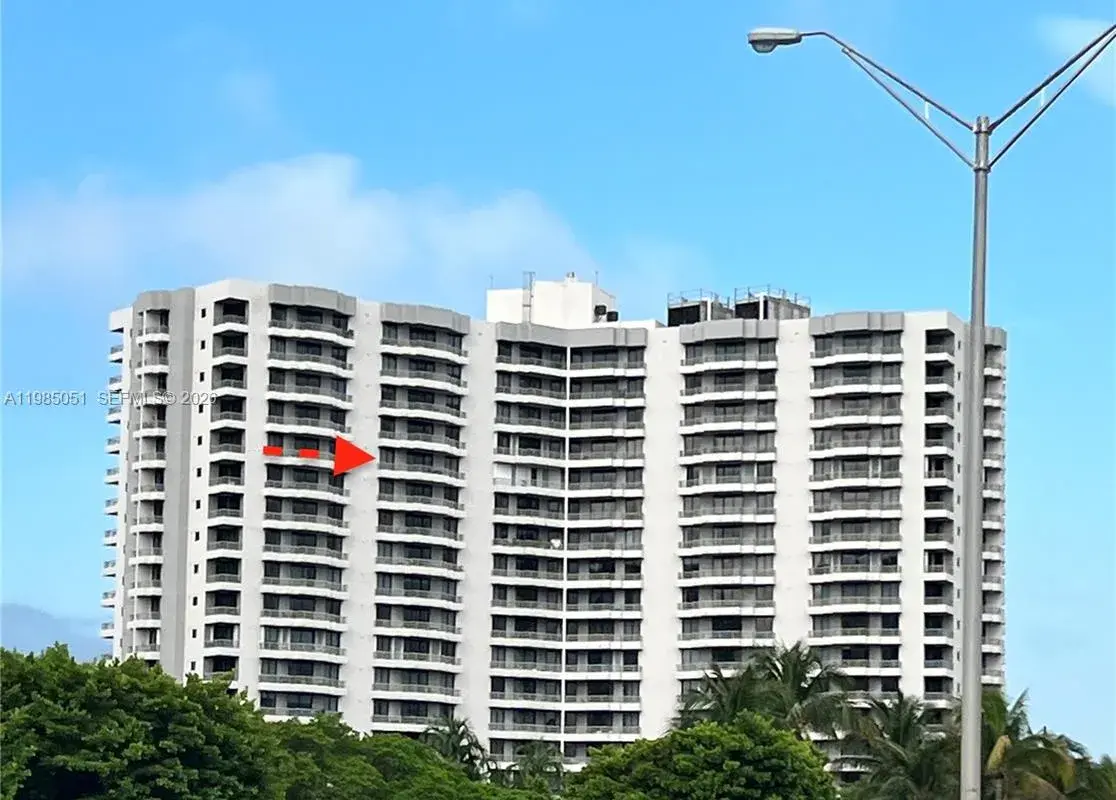 3300 NE 191st St # 1711, Aventura FL 33180