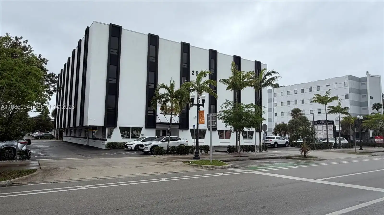 2500 Hollywood Blvd # 212, Hollywood FL 33020