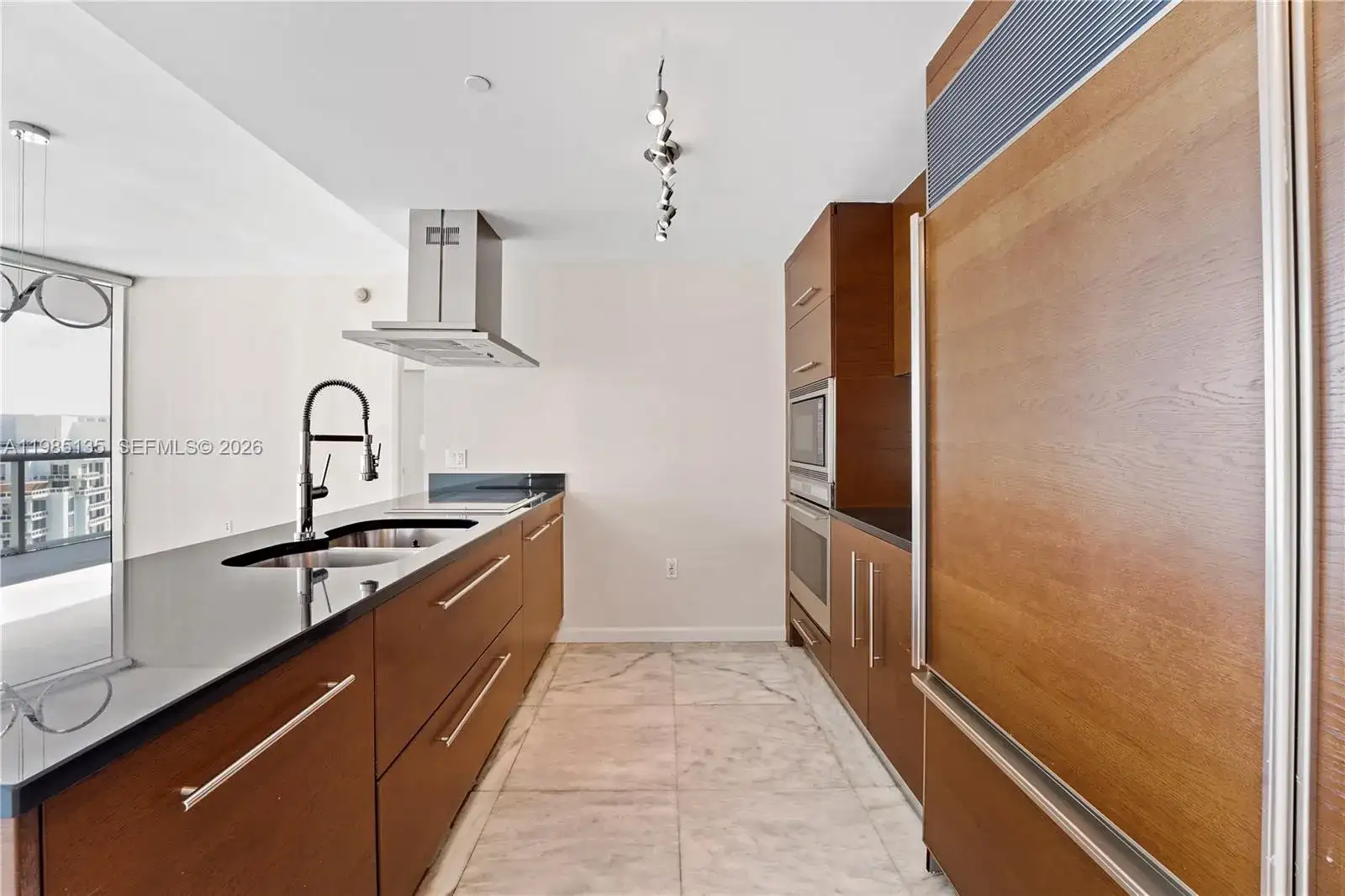 495 Brickell Ave # 3904, Miami FL 33131 photo 3