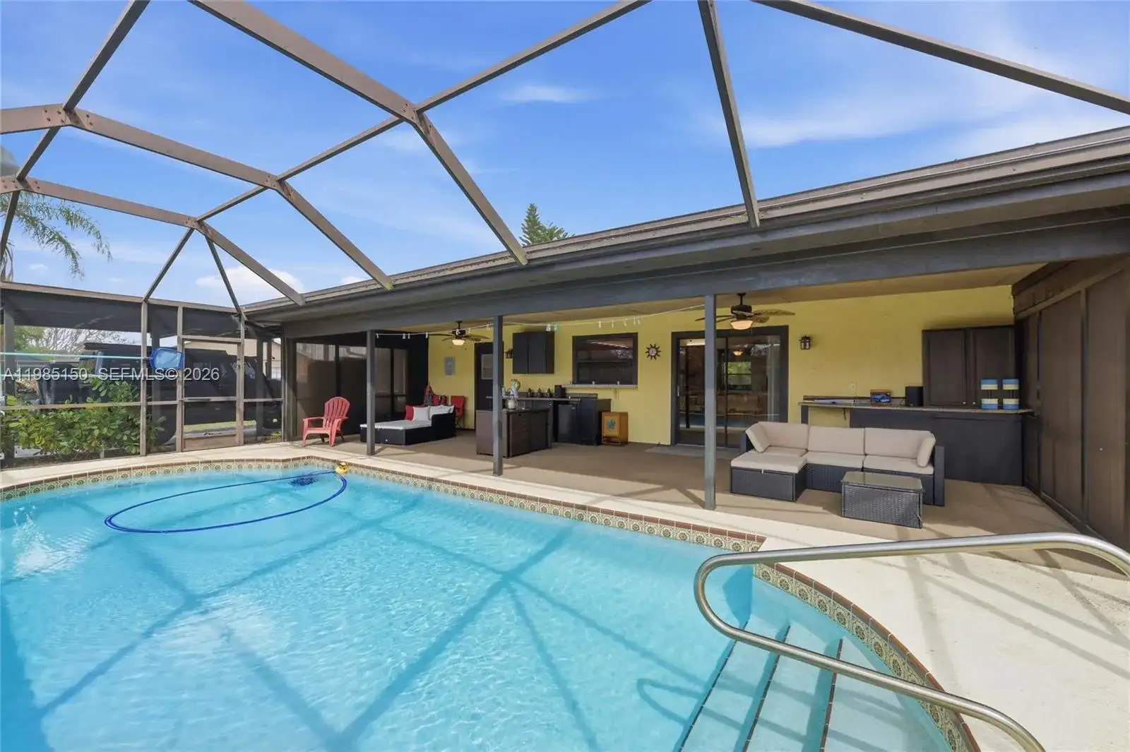 2580 SW Bayshore Blvd, Port St. Lucie FL 34984 photo 2