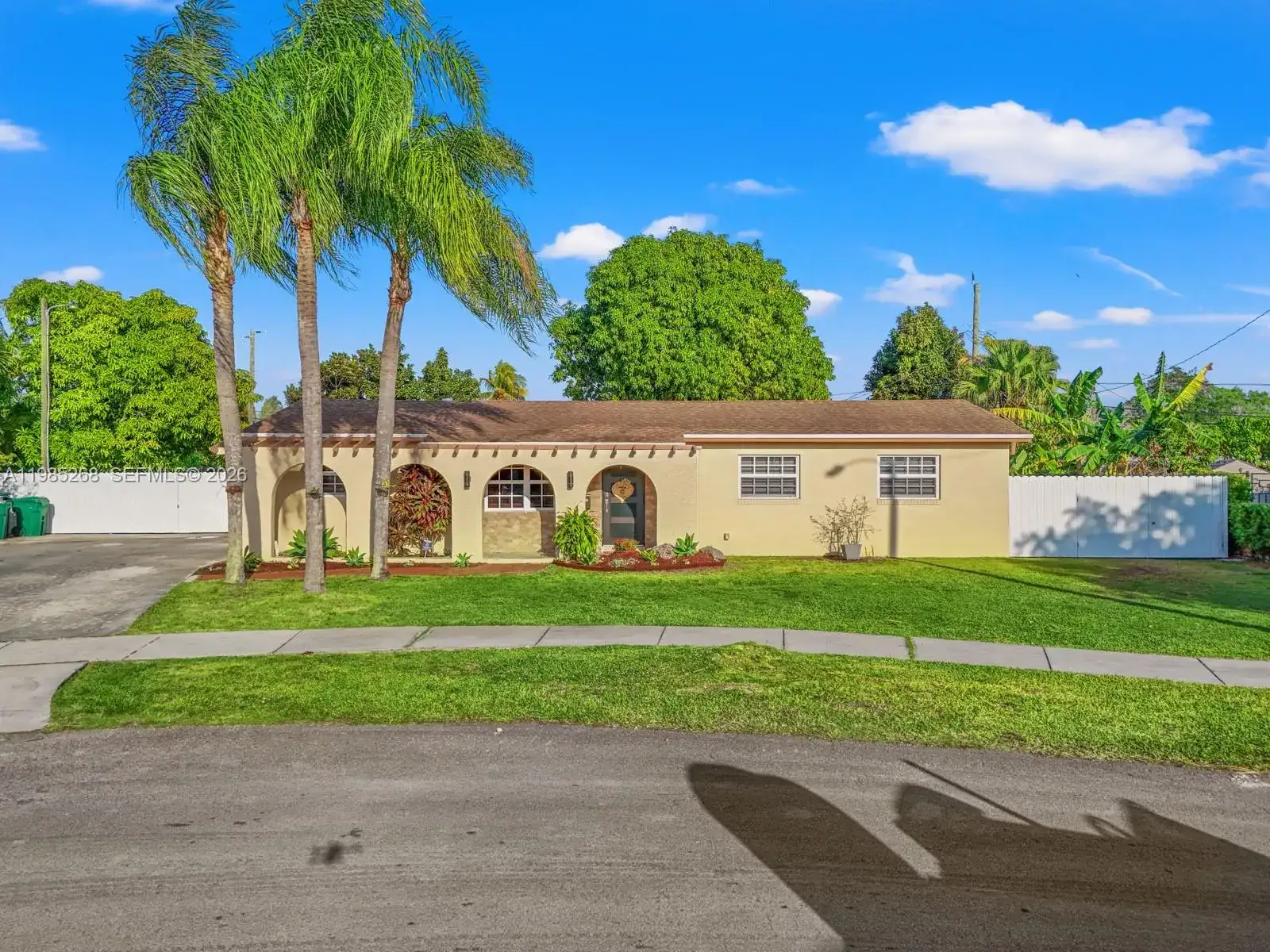 3605 SW 122nd Pl, Miami FL 33175 photo 3