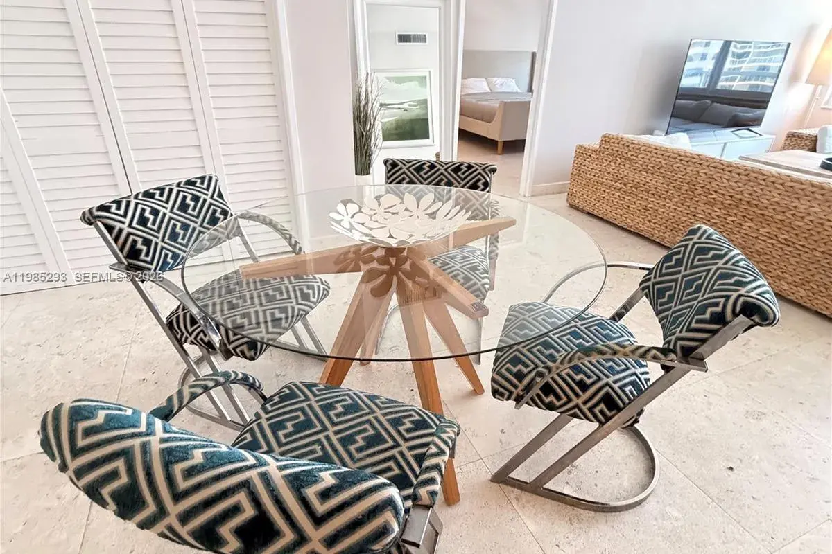 5700 Collins Ave # 11A, Miami Beach FL 33140