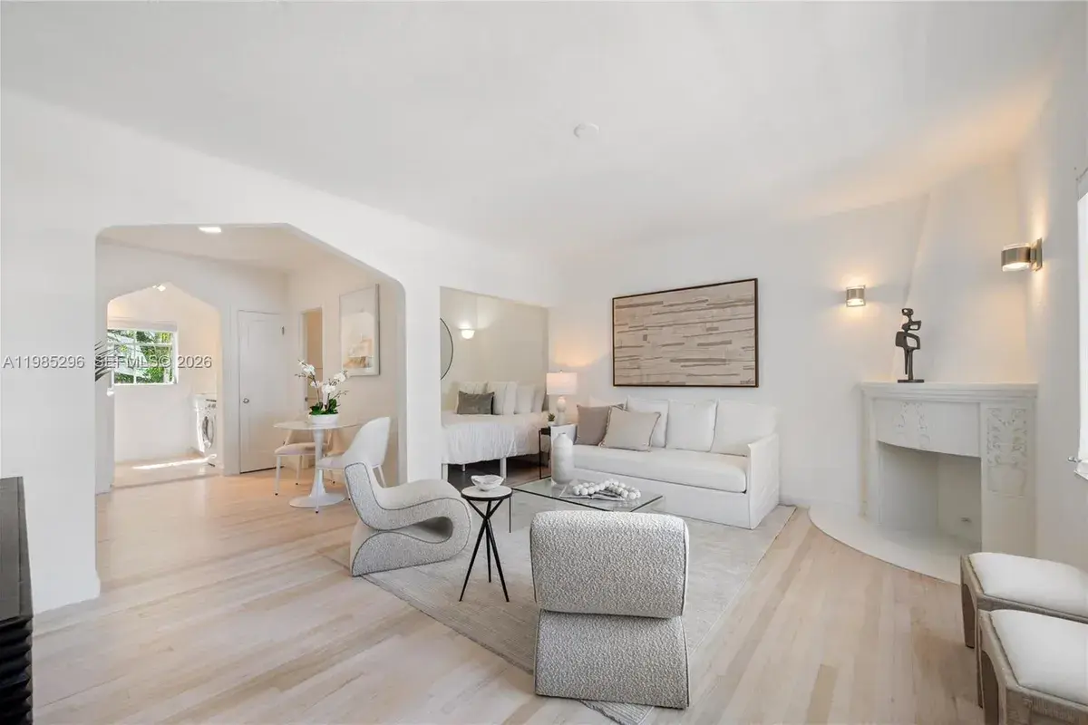 750 Espanola Way # 8, Miami Beach FL 33139