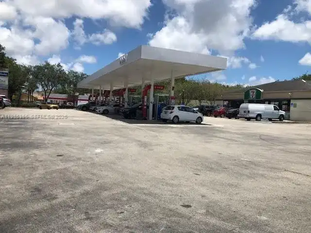 Confidential, Kendall FL 33173