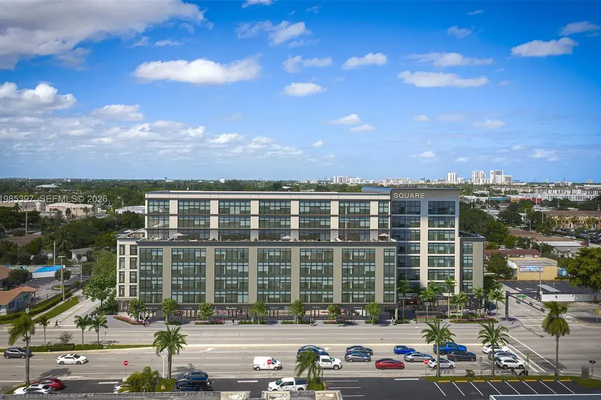 400 W Hallandale Beach Blvd, Hallandale Beach FL 33009