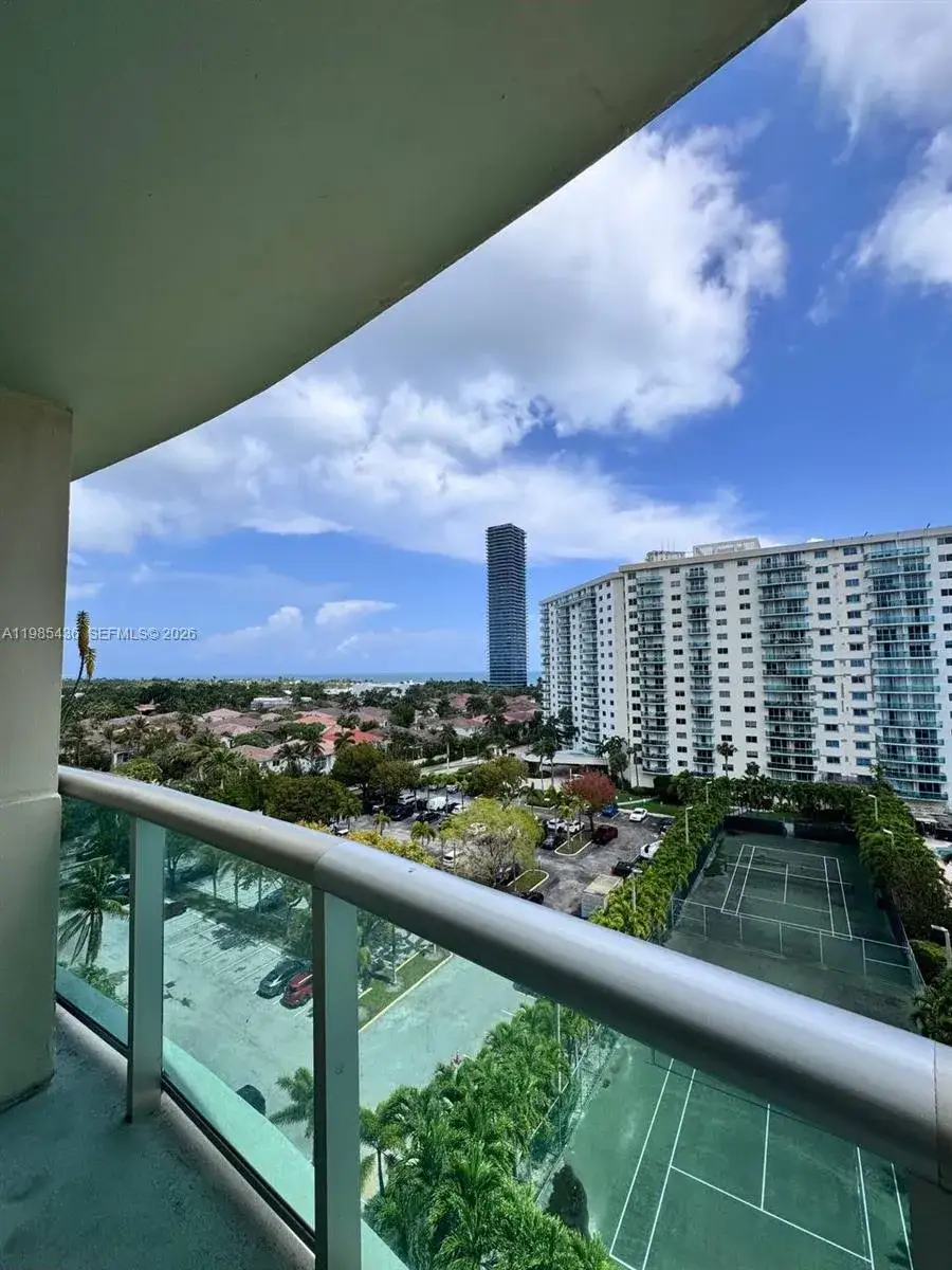 19380 Collins Ave # 910, Sunny Isles Beach FL 33160