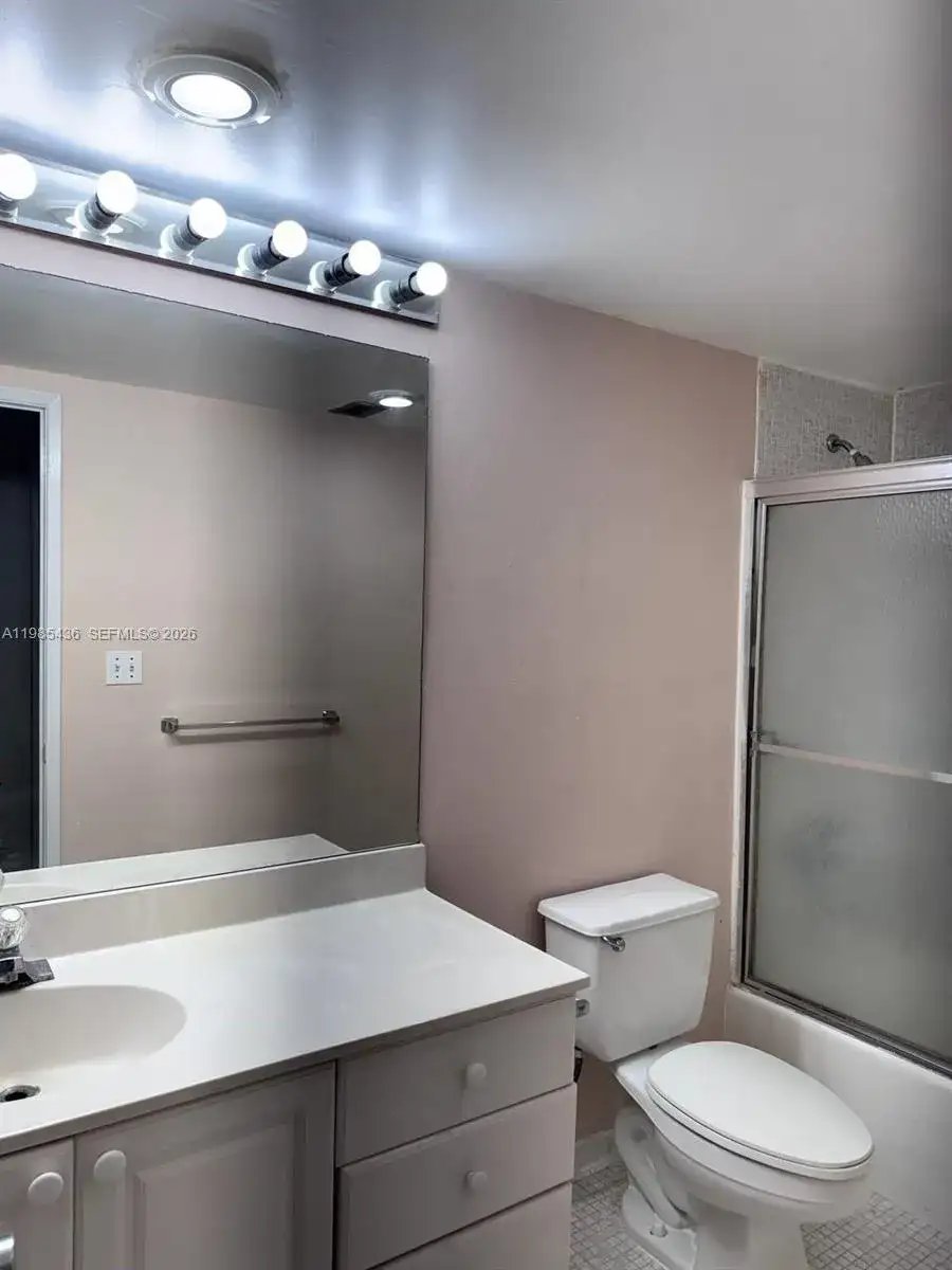 19380 Collins Ave # 910, Sunny Isles Beach FL 33160 photo 2