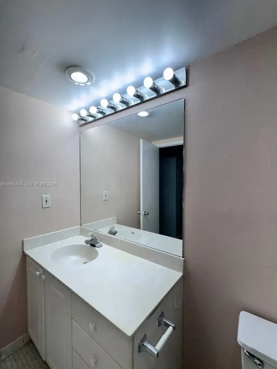 19380 Collins Ave # 910, Sunny Isles Beach FL 33160 photo 3