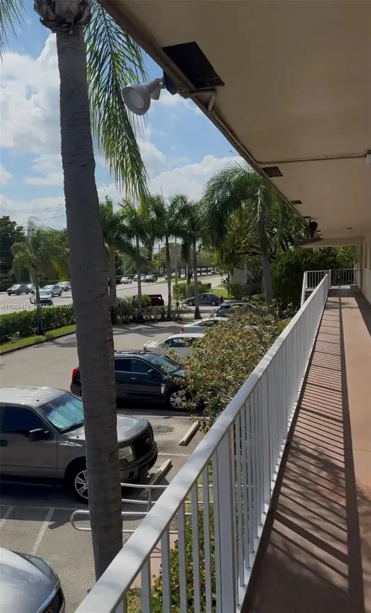 7605 W Atlantic Blvd # 207, Margate FL 33063 photo 3