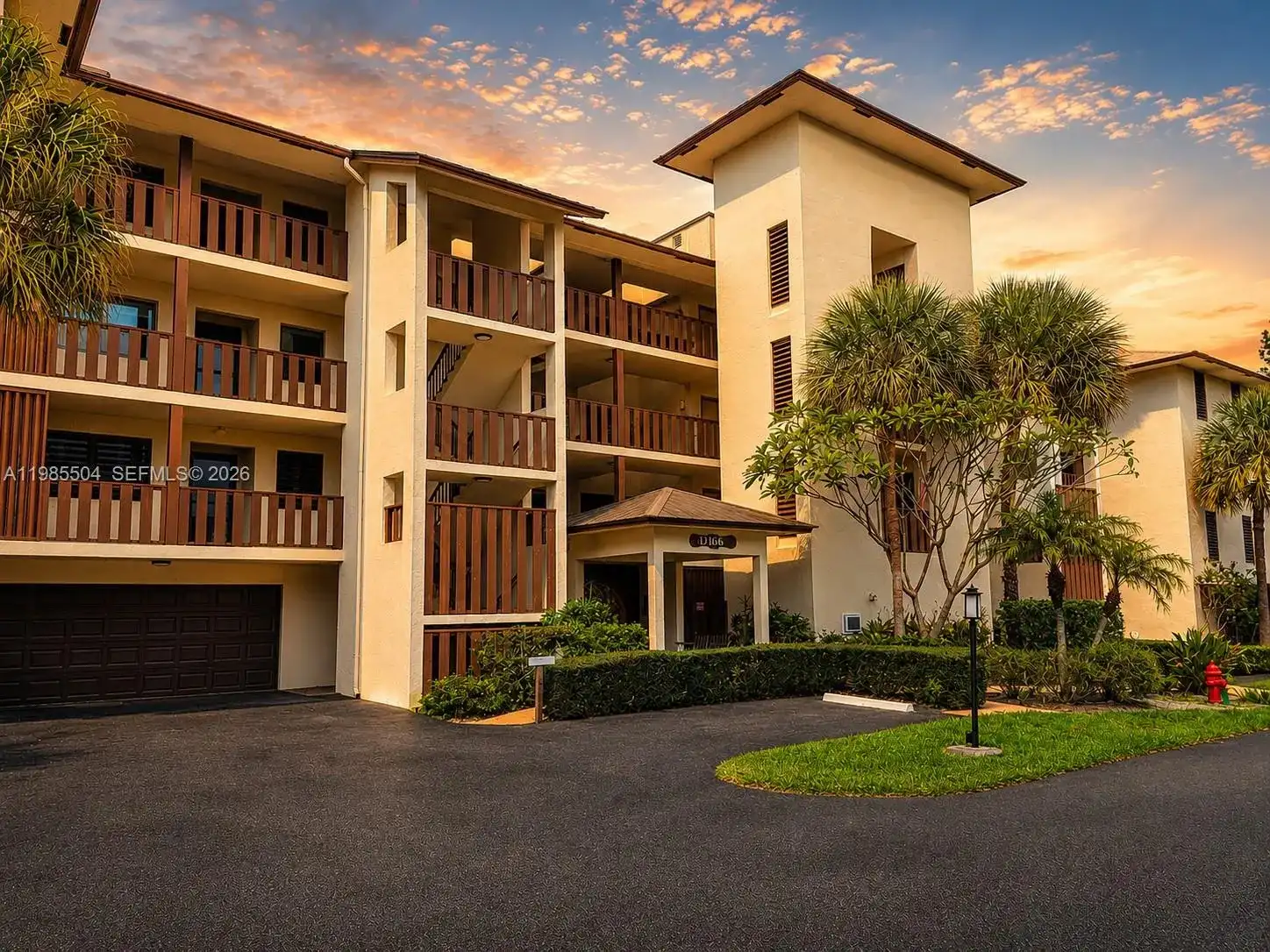 166 SE St Lucie Blvd # Un # 203, Stuart FL 34996