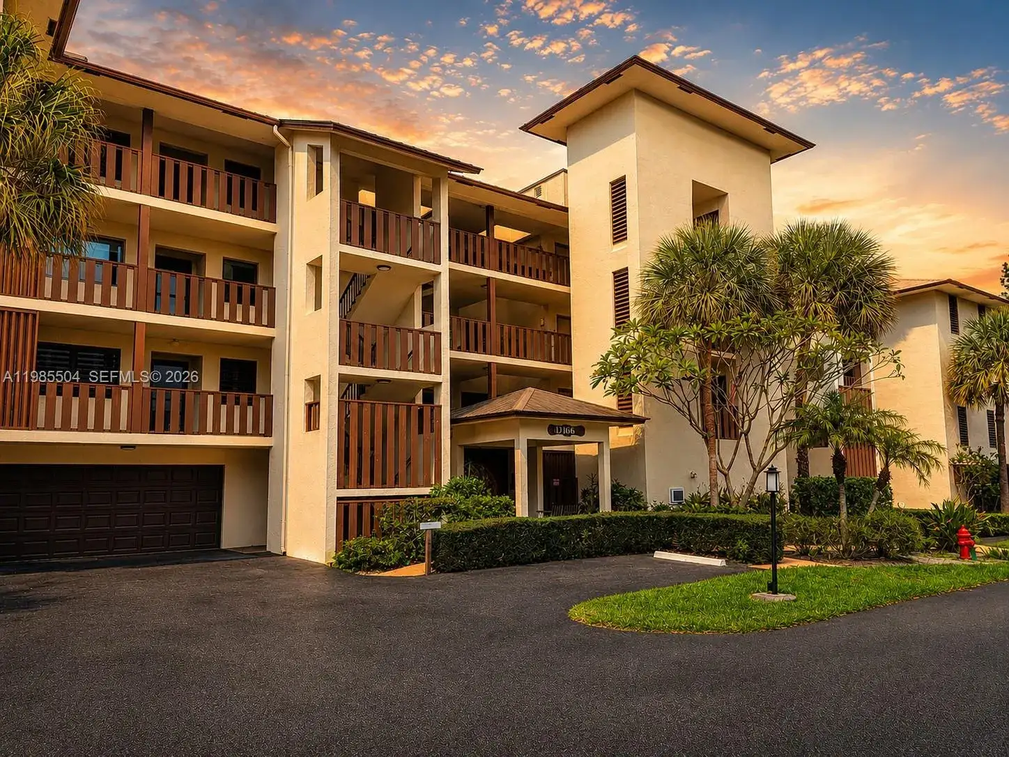 166 SE St Lucie Blvd # Un # 203, Stuart FL 34996