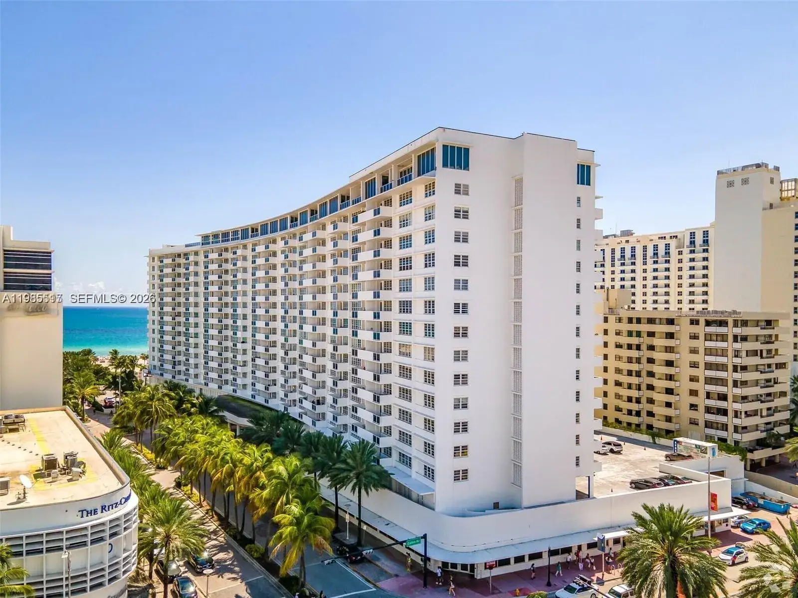 1 bedroom 1 bath Residential for sale at 100 Lincoln Rd # 308, Miami Beach FL 33139