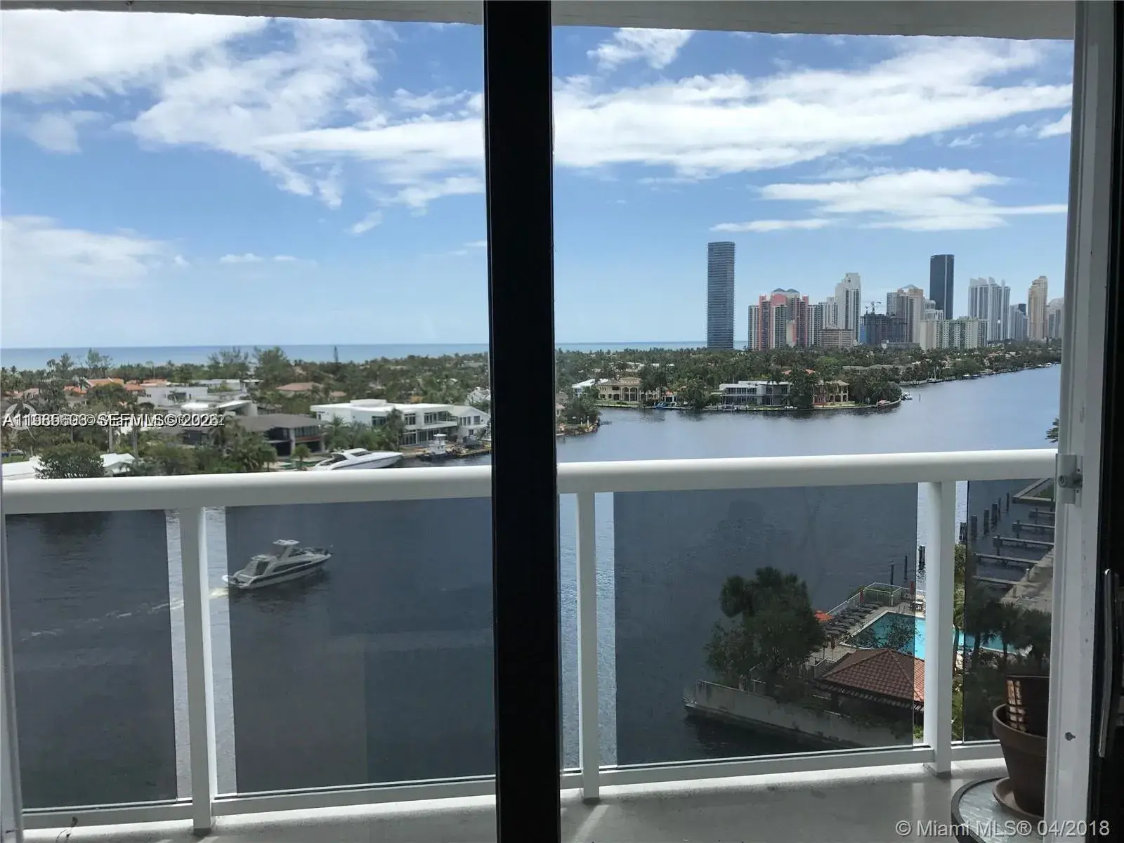 20515 E Country Club Dr # 1045, Aventura FL 33180