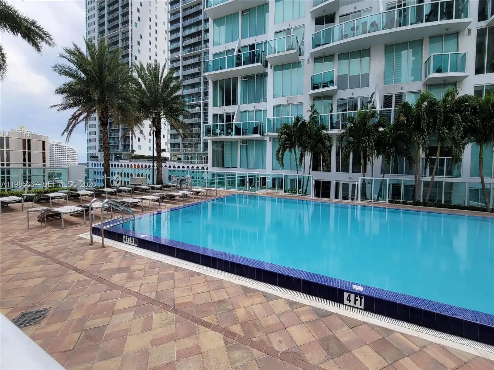 31 SE 5th St # 1110, Miami FL 33131 photo 5