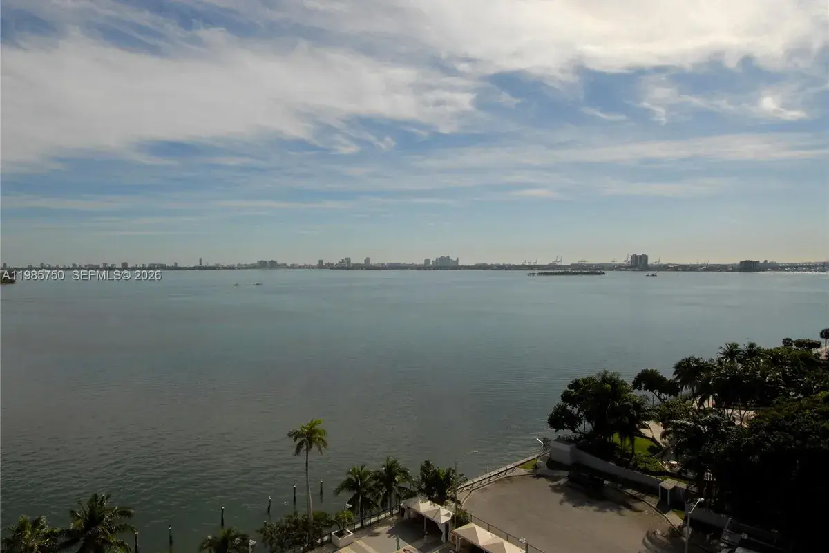 600 NE 36th St # 1212, Miami FL 33137