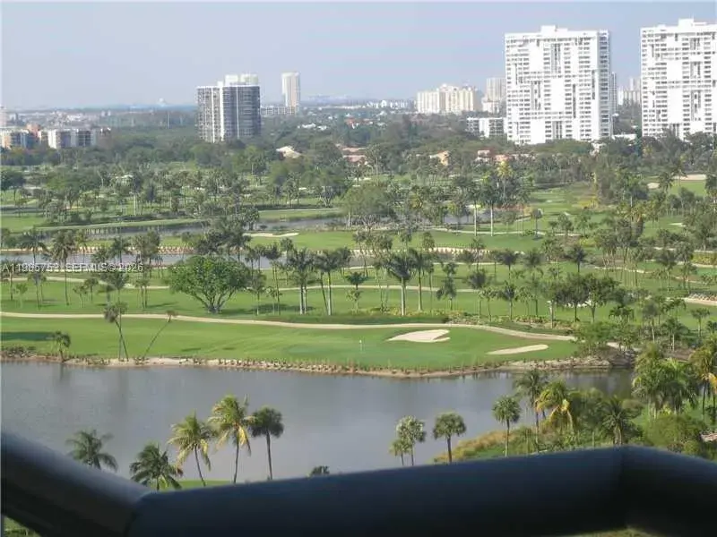 3300 NE 191st St # 1708, Aventura FL 33180