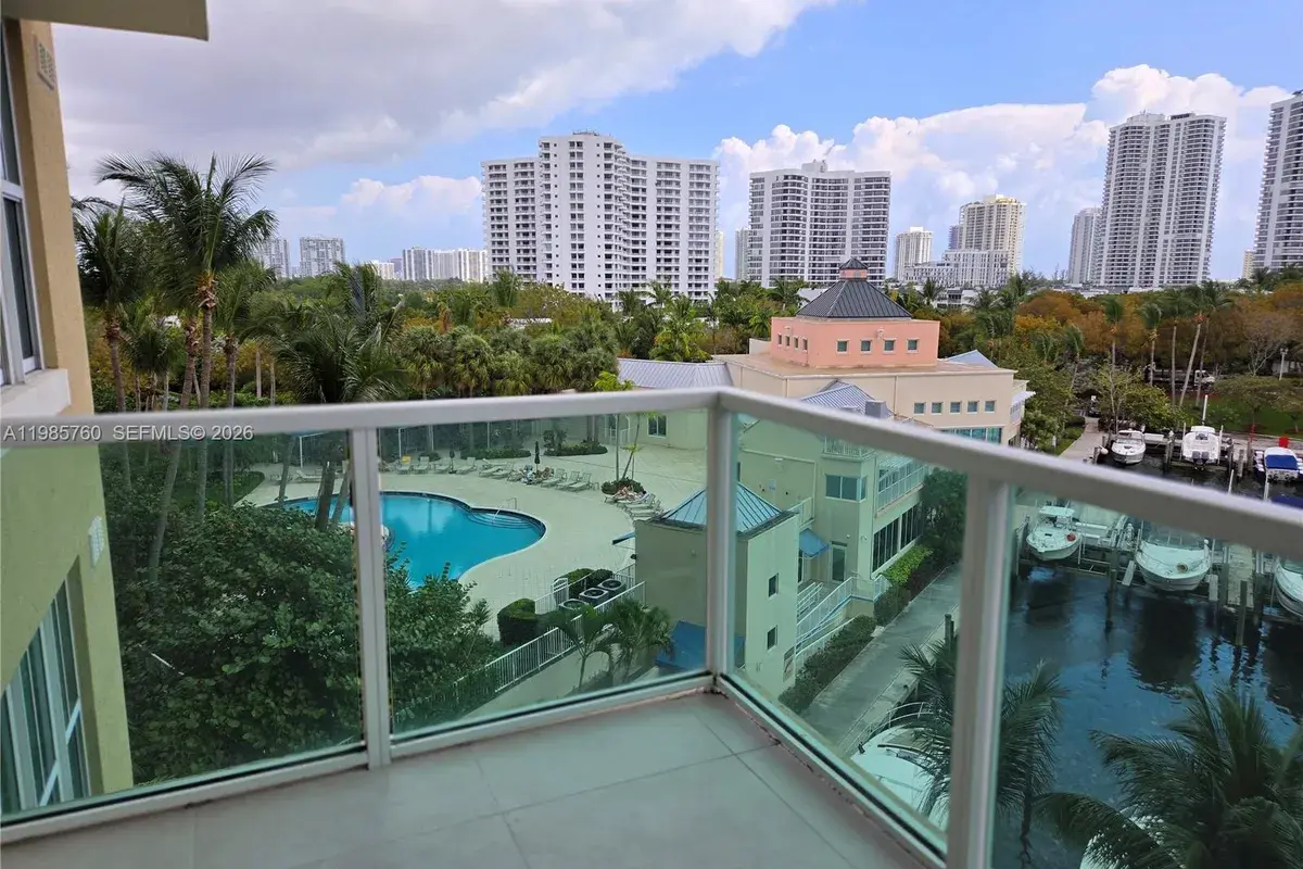 3340 NE 190th St # 606, Aventura FL 33180