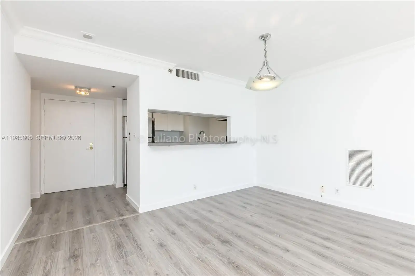 7601 E Treasure Dr # 1509, North Bay Village FL 33141 photo 4