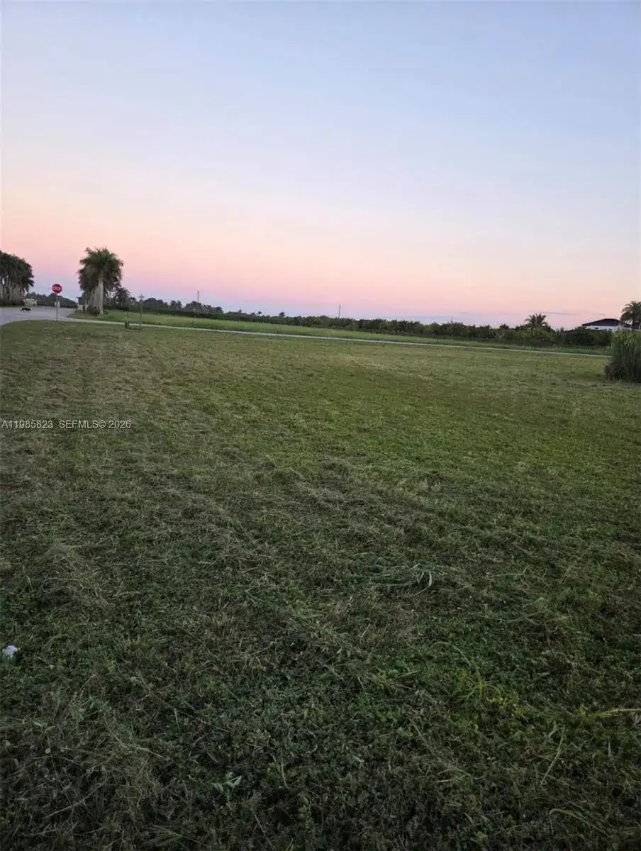 35250 SW 218th Ave, Homestead FL 33034 photo 3