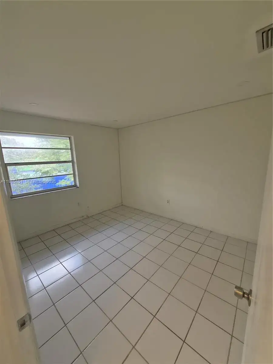 15421 SW 81st Cir Ln # 24, Miami FL 33193 photo 5