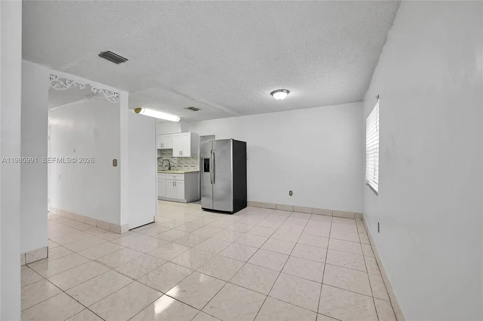 210 E 59th St, Hialeah FL 33013