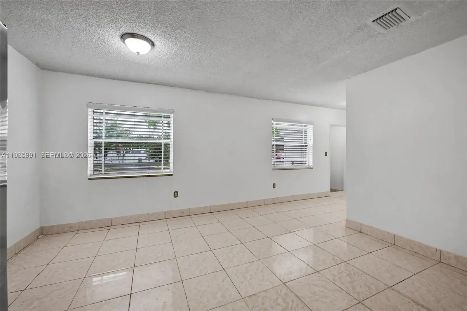 210 E 59th St, Hialeah FL 33013 photo 5