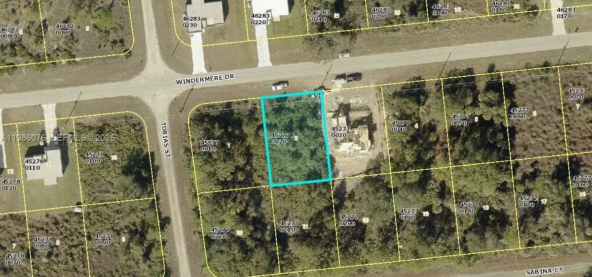 671 Windermere Dr., Lehigh Acres FL 33972